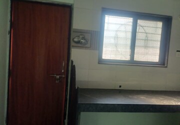 Room in 2 BHK Apartment at Keshav Nagar – for Rent
