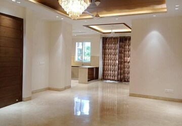 Living Room in 3 BHK Apartment at CS Roseate 63, Sector 63a – for Sale