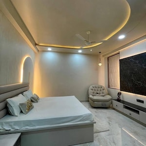 Furnished Amenities in 3 BHK Apartment at CS Roseate 63, Sector 63a – for Sale