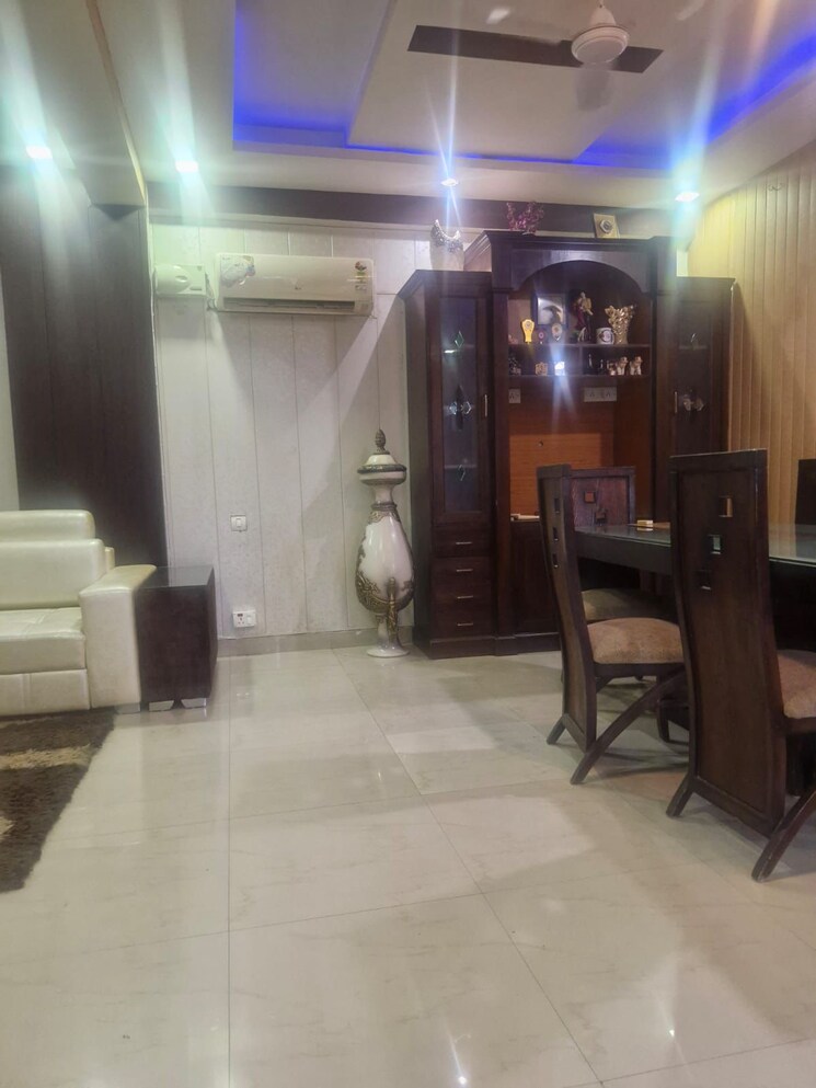 Living Room, maya-garden-city 3 Bedroom 1800 Sq.Ft. Apartment In Lohgarh Zirakpur 9349874