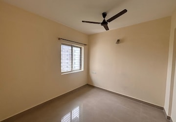 2 BHK Apartment For Rent in Sai Poorna Luxuria, Haralur Road