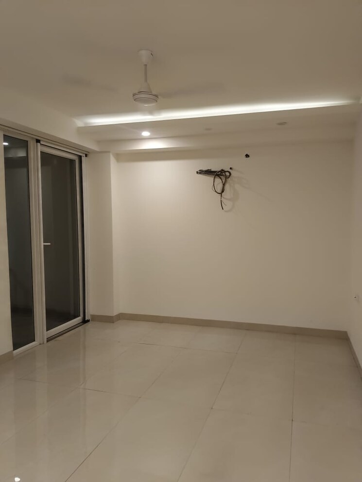 Room, unitech-arcadia 4 Bedroom 2100 Sq.Ft. Builder Floor In South City 2 Gurgaon 9349901