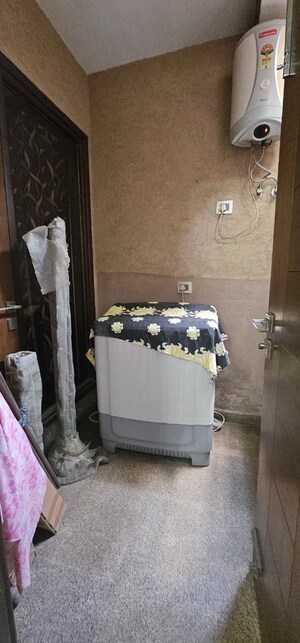 Team Area in 3 BHK Builder Floor at East Of Kailash – for Sale