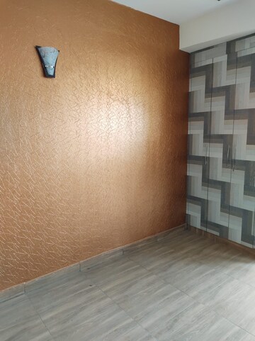 Room in 2 BHK Apartment at Divyansh Flora, Sector 16c Greater Noida – for Sale