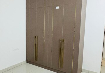 Room in 4 BHK Apartment at Avalon Park At The Prestige City, Sarjapur Road – for Rent