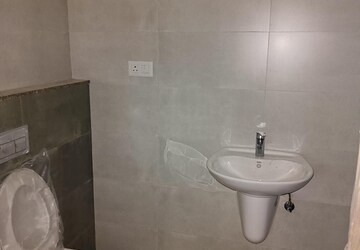 Bathroom in 4 BHK Apartment at Avalon Park At The Prestige City, Sarjapur Road – for Rent