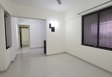 Room in 2 BHK Apartment at Mundhwa – for Rent