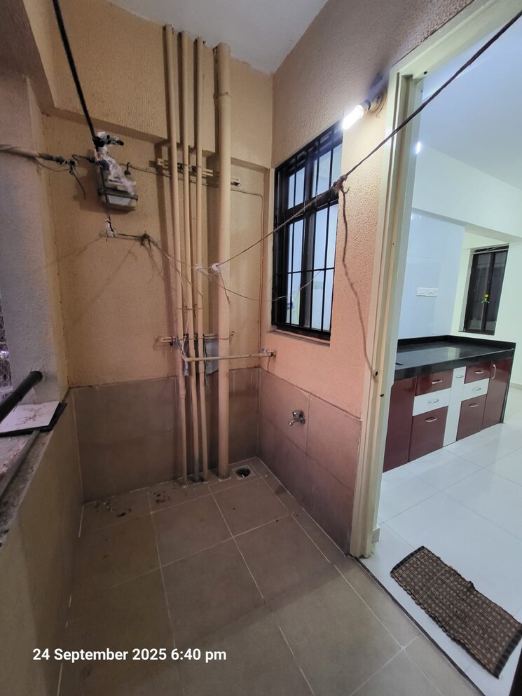 Bathroom, mundhwa 2 Bedroom 648 Sq.Ft. Apartment In Mundhwa Pune 9349913