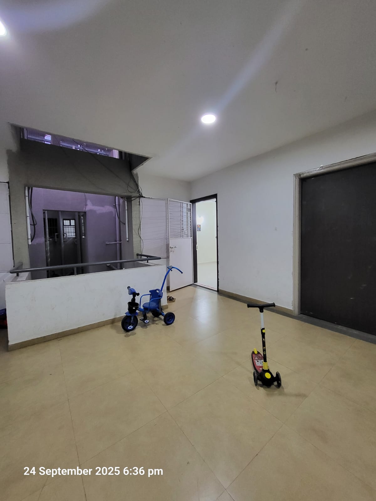 2 BHK + Study Room Apartment For Rent in Wisteria