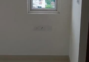 Room in 3 BHK Apartment at Prestige Primrose Hills, Banashankari 6th Stage – for Rent