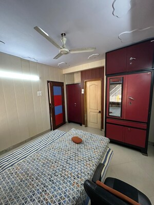 Bedroom in 2 BHK Apartment at Aum Sahil Tower, Lower Parel – for Rent