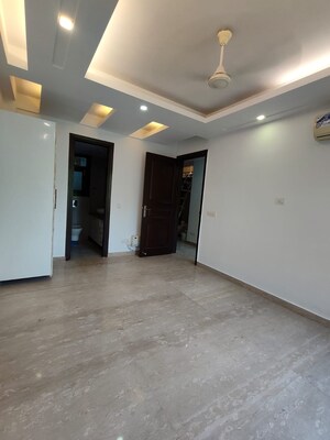 Room in 3 BHK Builder Floor at Greater Kailash I – for Sale
