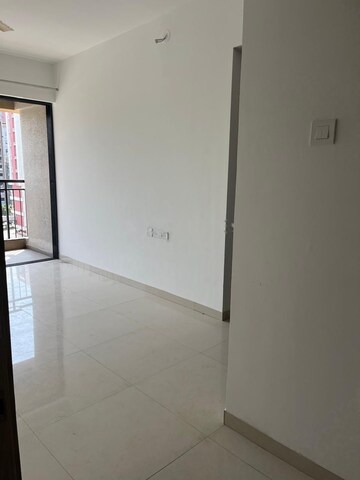 Room in 1 BHK Apartment at ANP Retreat, Wakad – for Rent