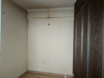 Furnished Amenities in 2 BHK Apartment at JM Florence, Tech Zone 4 Greater Noida – for Sale