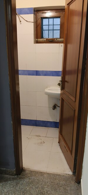 1.5 BHK Villa For Rent in RWA Apartments Sector 71, Sector 71