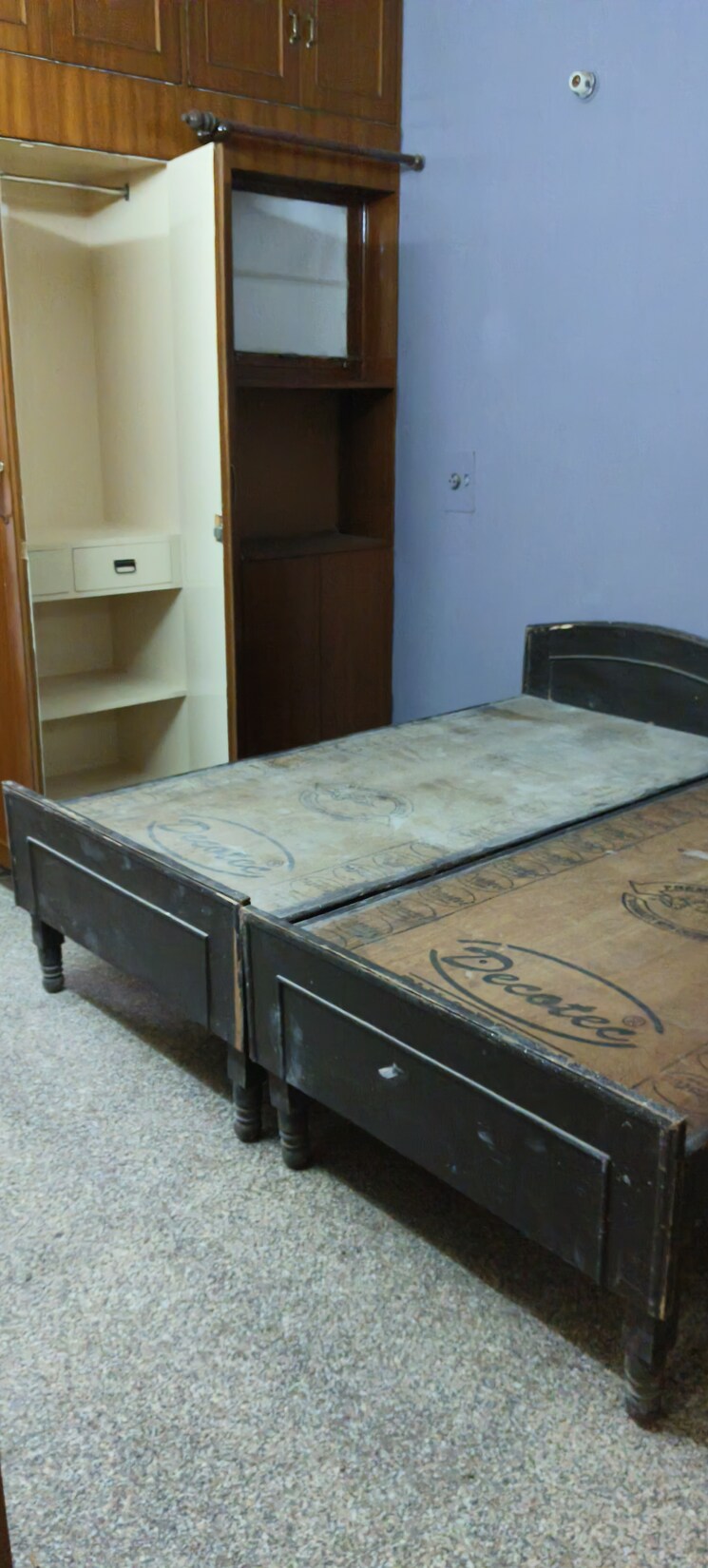 Bedroom, rwa-apartments-sector-71 1.5 Bedroom 650 Sq.Ft. Villa In Sector 71 Noida 9350036