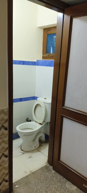 Bathroom in 1.5 BHK Villa at RWA Apartments Sector 71, Sector 71 – for Rent