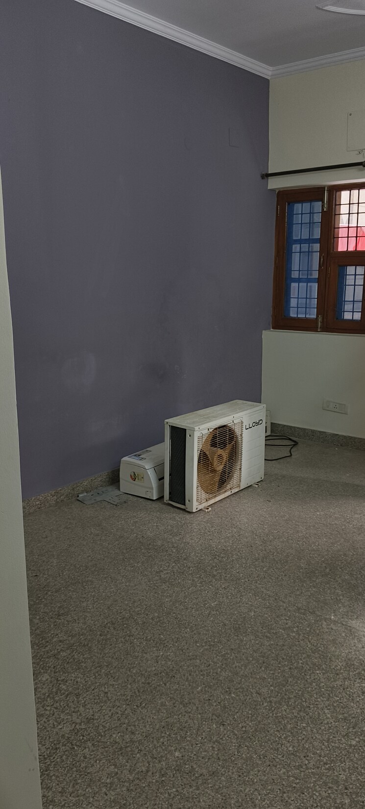 Room, rwa-apartments-sector-71 1.5 Bedroom 650 Sq.Ft. Villa In Sector 71 Noida 9350036