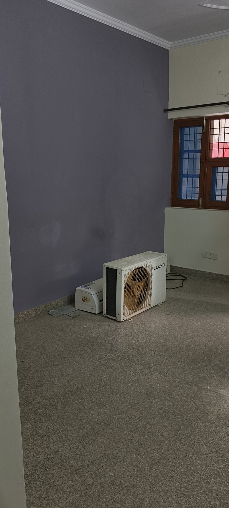 Room, rwa-apartments-sector-71 1.5 Bedroom 650 Sq.Ft. Villa In Sector 71 Noida 9350036