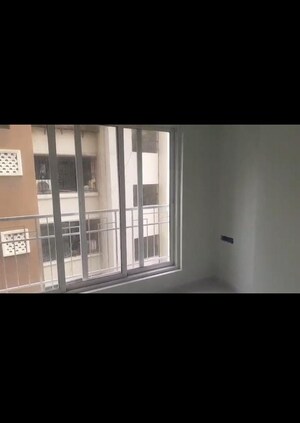 Room in 2 BHK Apartment at Jeevan Anand, Andheri West – for Rent