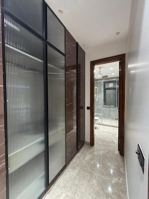 Building Lobby in 4 BHK Builder Floor at Adani Samsara Ivana, Sector 63 – for Sale