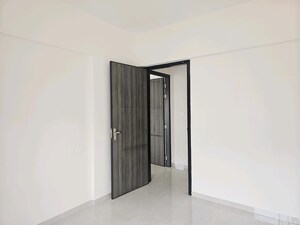 Room in 3 BHK Apartment at Nyati Era, Dhanori – for Sale