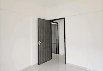 Room in 3 BHK Apartment at Nyati Era, Dhanori – for Sale