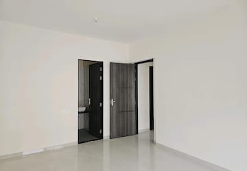 Room in 3 BHK Apartment at Nyati Era, Dhanori – for Sale