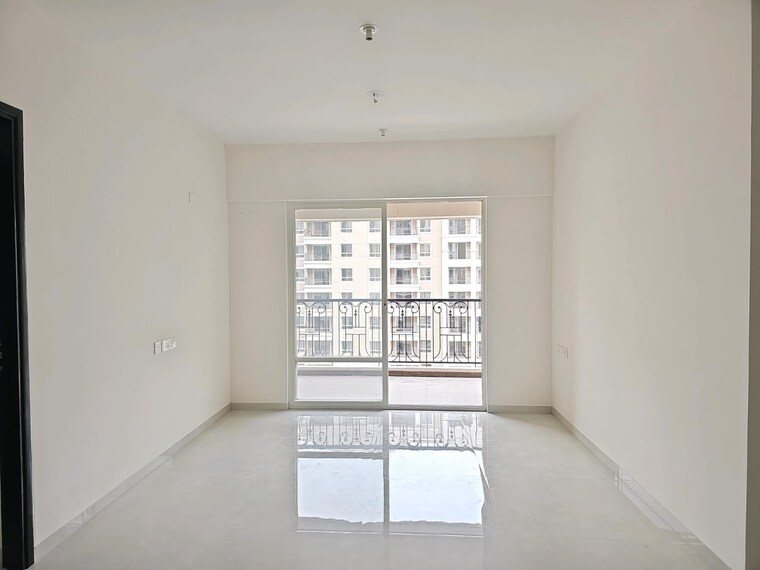 Room, nyati-era 3 Bedroom 1175 Sq.Ft. Apartment In Dhanori Pune 9350103