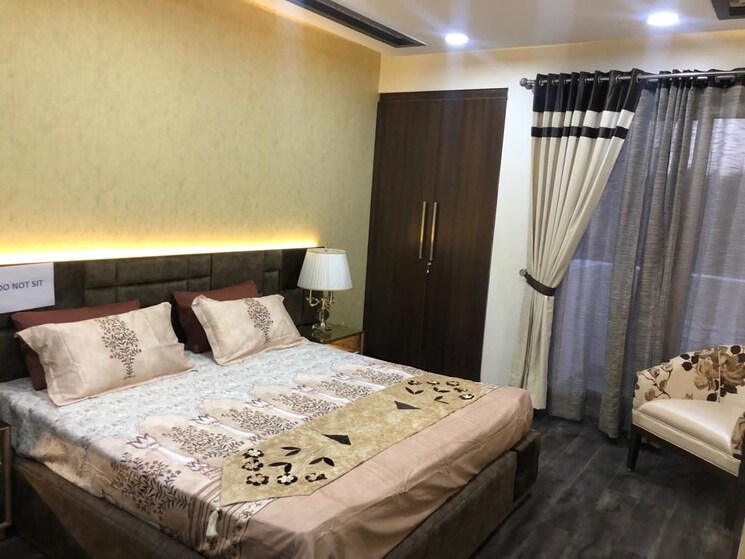 Bedroom, meenal-semeion 3.5 Bedroom 1640 Sq.Ft. Apartment In Sector 41 Faridabad 9350065