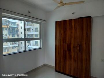 Room in 3 BHK Apartment at Kohinoor S3 Lifestyle, Pimple Saudagar – for Sale