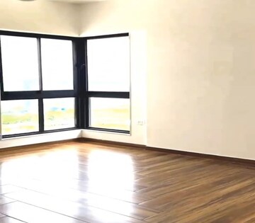 Room in 3 BHK Apartment at Wadala West – for Sale