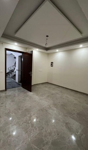 3 BHK Builder Floor For Sale in Chattarpur