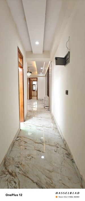 Building Lobby in 2 BHK Builder Floor at Sector 73 – for Sale