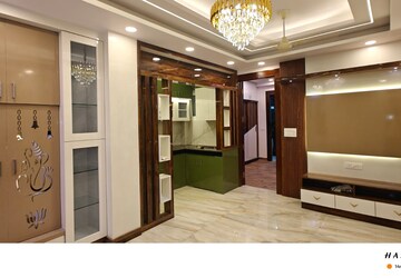Room in 2 BHK Builder Floor at Sector 73 – for Sale