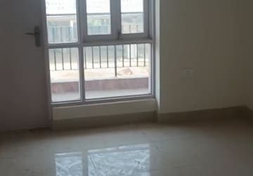 2 BHK Apartment For Rent in Pareena Express Heights, Sector 99