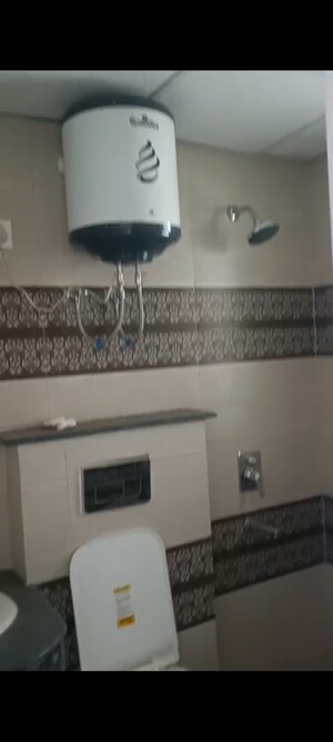 Furnished Amenities in 2 BHK Apartment at Pareena Express Heights, Sector 99 – for Rent