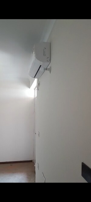 Furnished Amenities in 2 BHK Apartment at Pareena Express Heights, Sector 99 – for Rent