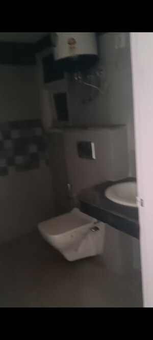 Bathroom in 2 BHK Apartment at Pareena Express Heights, Sector 99 – for Rent