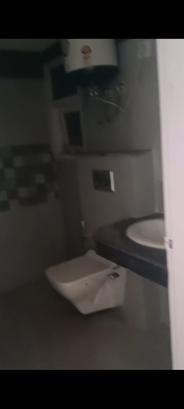 Bathroom, pareena-express-heights 2 Bedroom 1770 Sq.Ft. Apartment In Sector 99 Gurgaon 9350169