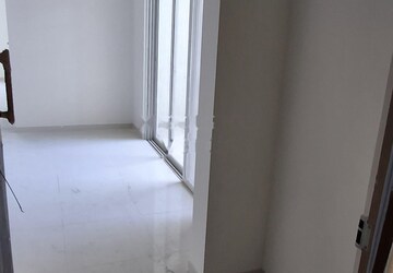 Room in 3 BHK Apartment at Godrej Nurture Pune, Mamurdi – for Rent
