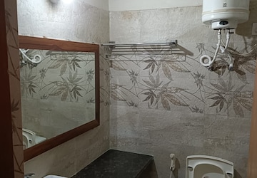 Bathroom in 1 BHK Apartment at Paramount Golfforeste, Zeta I Greater Noida – for Rent