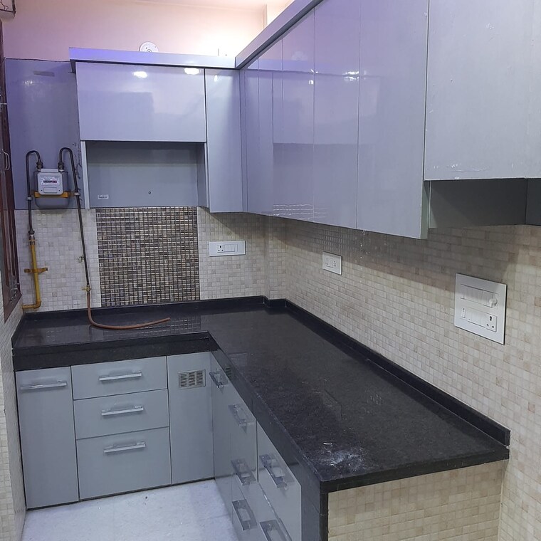 Kitchen, dwarka mor 3 Bedroom 950 Sq.Ft. Builder Floor In Dwarka Mor Delhi 9350189