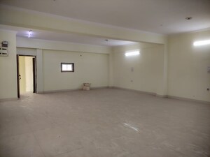 Room in  Office Space at Site 4 Sahibabad – for Rent