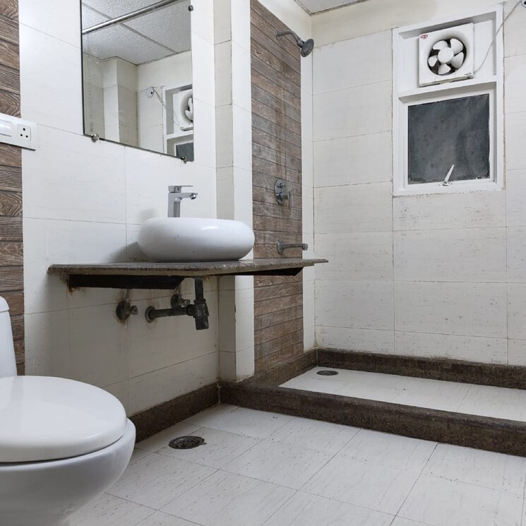 Bathroom, exotica-fresco 3 Bedroom 1690 Sq.Ft. Apartment In Sector 137 Noida 9350288