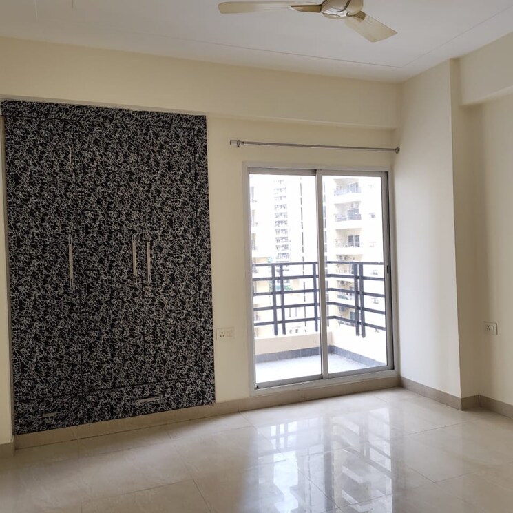 Room, exotica-fresco 3 Bedroom 1690 Sq.Ft. Apartment In Sector 137 Noida 9350288