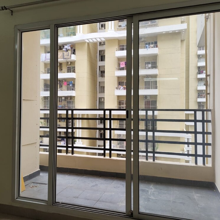 Room, exotica-fresco 3 Bedroom 1690 Sq.Ft. Apartment In Sector 137 Noida 9350288