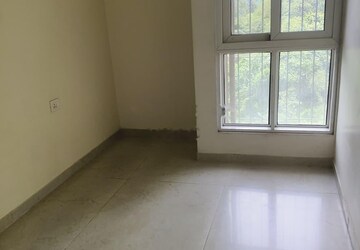Room in 1.5 BHK Apartment at Dosti West County, Balkum Pada – for Rent