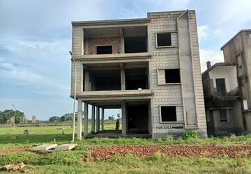 Plot For Sale in New Town