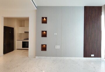 Room in 1 BHK Apartment at Bhartiya Leela Residences, Thanisandra Main Road – for Rent